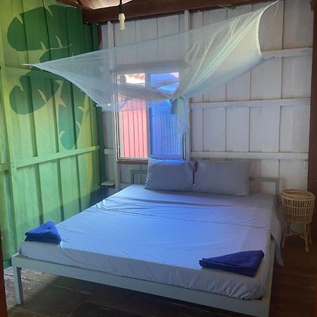 The Hornbill Hostel كوه رونغ ساملوم المظهر الخارجي الصورة